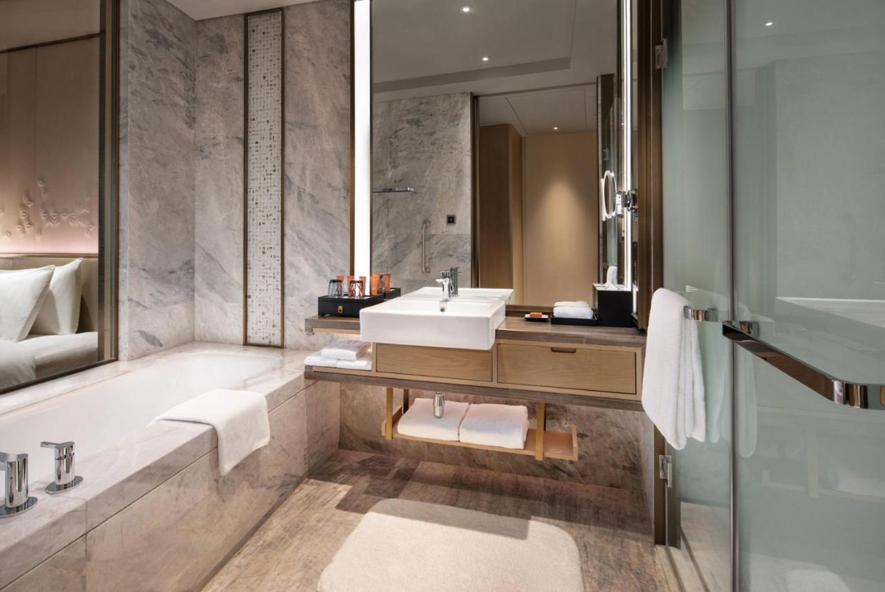 Crowne Plaza Xiangxi Hotell Fenghuang Rum bild