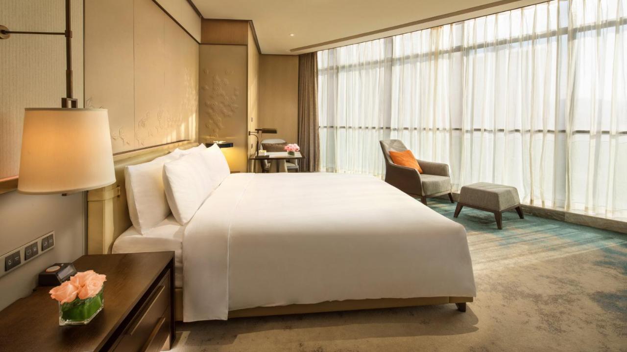 Crowne Plaza Xiangxi Hotell Fenghuang Exteriör bild